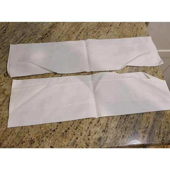 Vintage Linen Tea Towels Printed Needlepoint Pink Roses & Foliage. Set of 2 - Picture 4 of 6